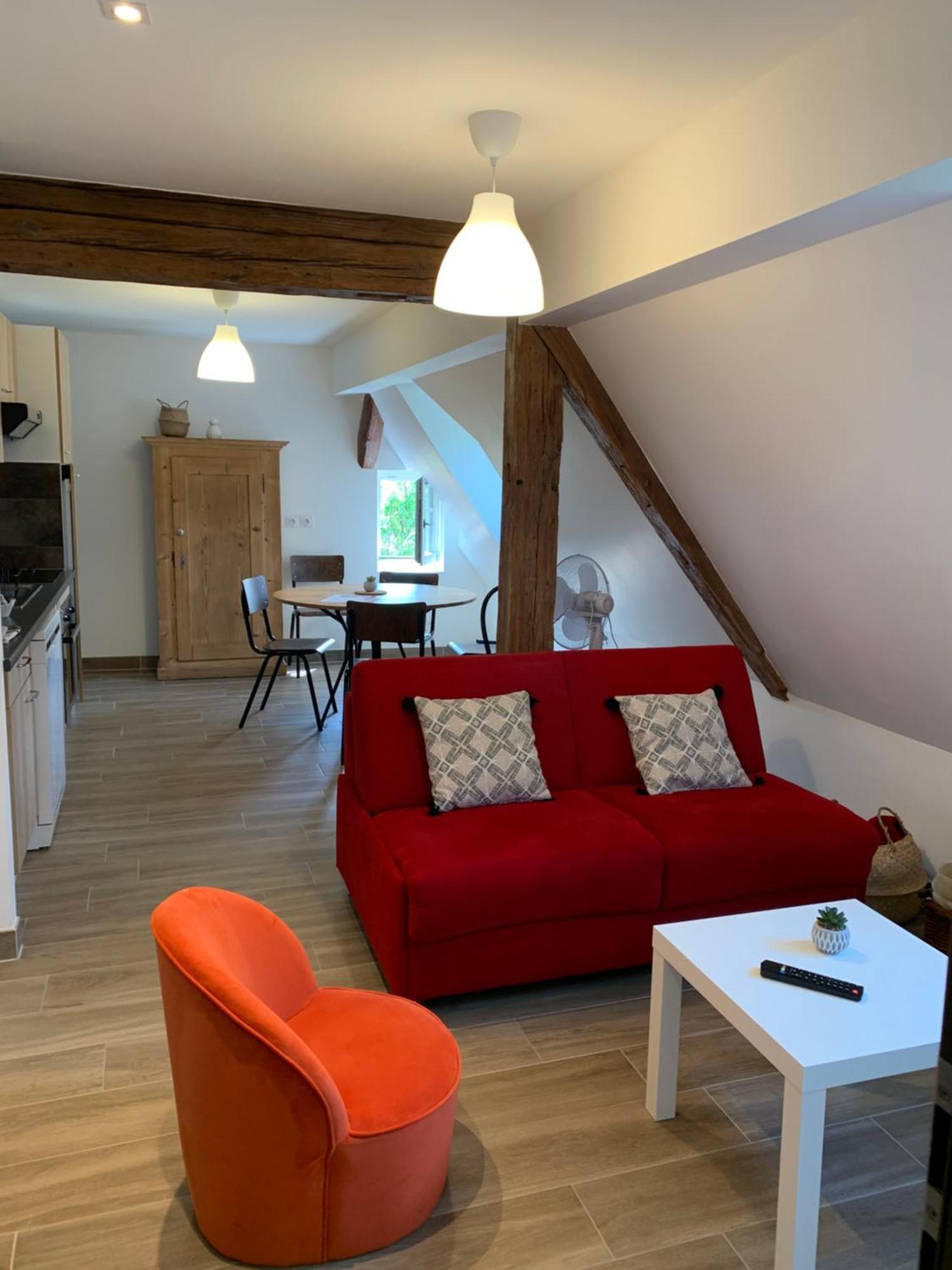 Le Clocher " Sous Les Combles" Parking Gratuit Beblenheim Buitenkant foto